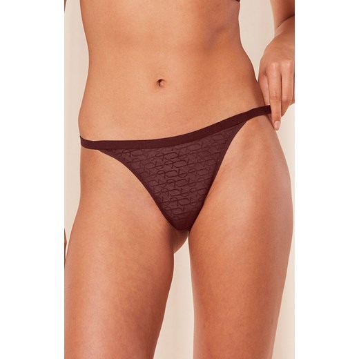 Triumph stringi czekoladowe Signature Sheer 10216494, Kolor czekoladowy, Rozmiar Triumph 36 promocja Intymna