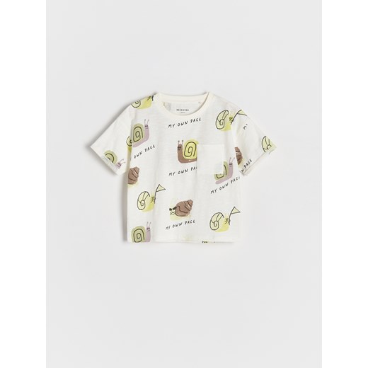 Reserved - T-shirt z kieszonką - złamana biel ze sklepu Reserved w kategorii T-shirty chłopięce - zdjęcie 184163750