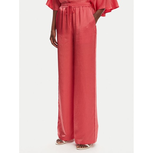 PINKO Spodnie materiałowe 104595 A2BU Koralowy Regular Fit ze sklepu MODIVO w kategorii Spodnie damskie - zdjęcie 184165050