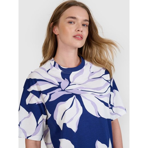 Damski t-shirt oversize z nadrukiem 4F 4FRSS25TTSHF2692 - multikolor ze sklepu Sportstylestory.com w kategorii Bluzki damskie - zdjęcie 184169464