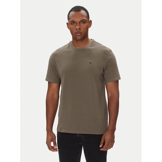 Calvin Klein Jeans T-Shirt LV040HM265 Brązowy Regular Fit ze sklepu MODIVO w kategorii T-shirty męskie - zdjęcie 184169660