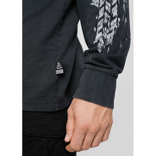 T-shirt męski z długim rękawem