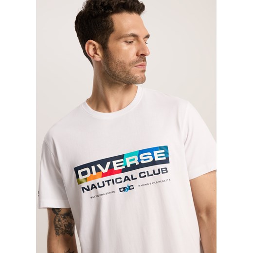 T-shirt męski Diverse biały na wiosnę 