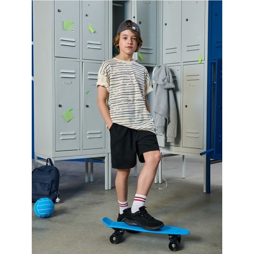 Sinsay - Szorty w stylu basic 2 pack - czarny ze sklepu Sinsay w kategorii Spodenki chłopięce - zdjęcie 184184102