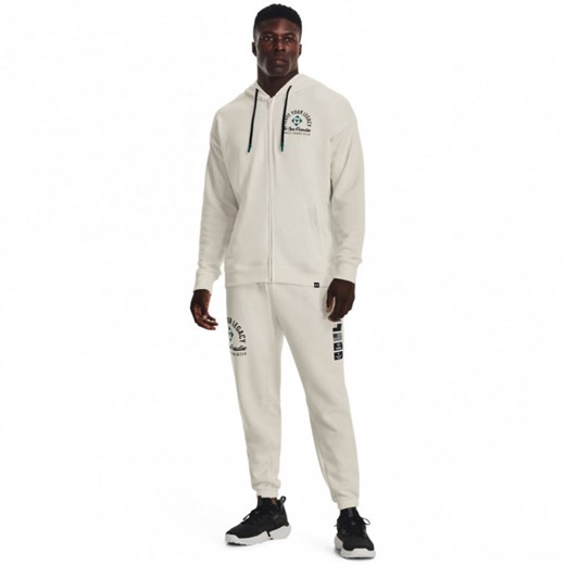 Męskie spodnie treningowe Under Armour Project Rock HW Terry Pnt Fam - kremowe ze sklepu Sportstylestory.com w kategorii Spodnie męskie - zdjęcie 184195710
