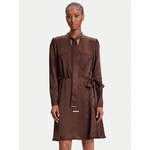 Marciano Guess Sukienka codzienna 5YGK28 7350A Brązowy Regular Fit ze sklepu MODIVO w kategorii Sukienki - zdjęcie 184200990