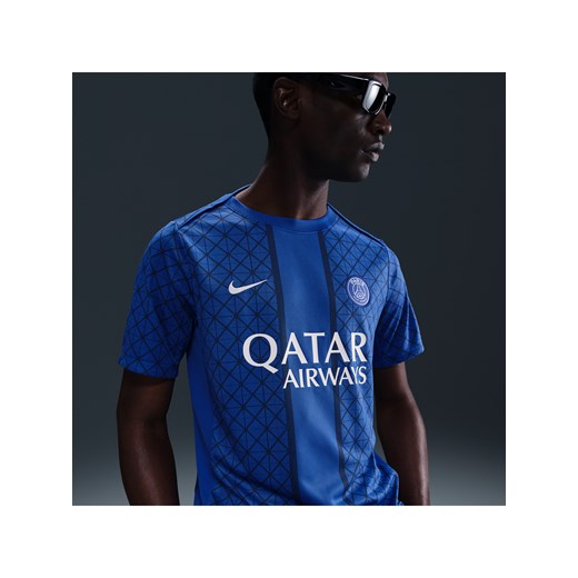 Męska przedmeczowa koszulka piłkarska z krótkim rękawem Nike Dri-FIT Paris Saint-Germain Academy Pro (wersja domowa) - Niebieski ze sklepu Nike poland w kategorii T-shirty męskie - zdjęcie 184204023