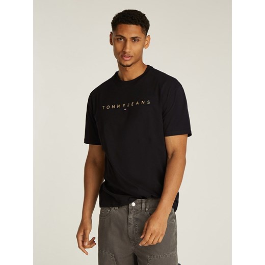TOMMY JEANS Koszulka w kolorze czarnym ze sklepu Limango Polska w kategorii T-shirty męskie - zdjęcie 184205873