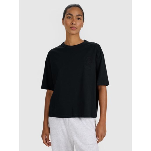 Damski t-shirt oversize z nadrukiem 4F 4FRSS25TTSHF2979 - czarny ze sklepu Sportstylestory.com w kategorii Bluzki damskie - zdjęcie 184208193