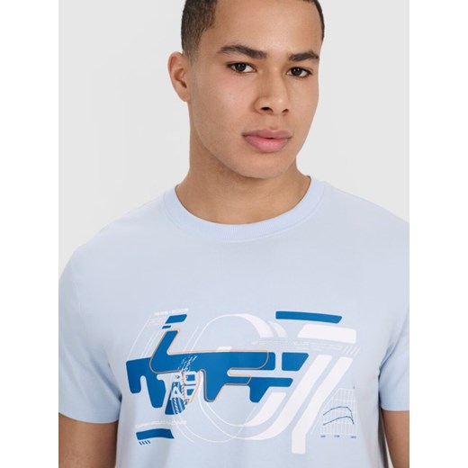Męski t-shirt z nadrukiem 4F 4FRSS25TTSHM2998 - niebieski XXL Sportstylestory.com