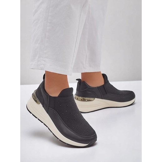Royalfashion Wsuwane damskie buty sportowe z cyrkoniami Elera ze sklepu royalfashion.pl w kategorii Buty sportowe damskie - zdjęcie 184220573