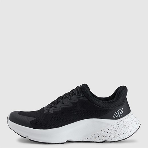 Męskie buty do biegania 4F Freemove Elevated Mesh 4FRSS25FSPOM164 - czarne ze sklepu Sportstylestory.com w kategorii Buty sportowe męskie - zdjęcie 184221263