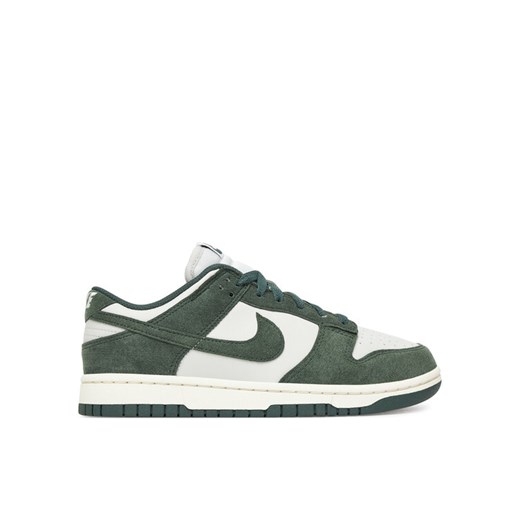 Sneakersy Nike Dunk Low HJ7673 002 Biały ze sklepu eobuwie.pl w kategorii Buty sportowe damskie - zdjęcie 184227164