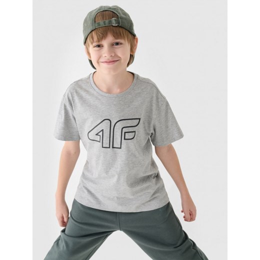 Chłopięcy t-shirt z nadrukiem 4F 4FJWMM00TTSHM2331 - szary ze sklepu Sportstylestory.com w kategorii T-shirty chłopięce - zdjęcie 184236370