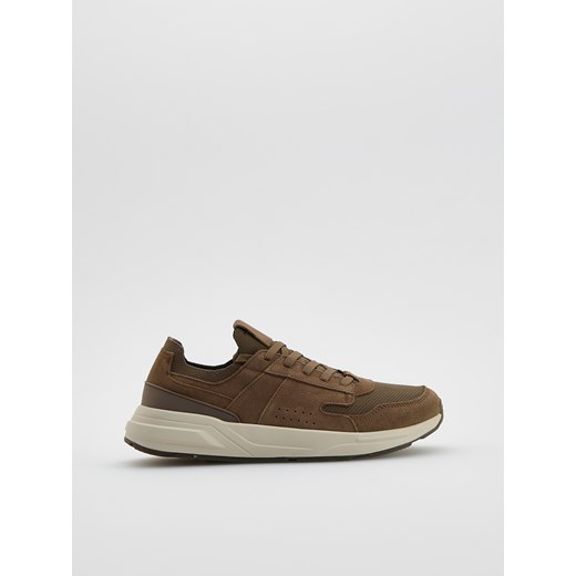 Reserved - Sneakersy z łączonych materiałów - brązowy ze sklepu Reserved w kategorii Buty sportowe męskie - zdjęcie 184240692