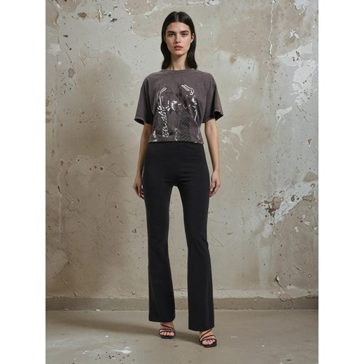 Sinsay - Legginsy z rozszerzaną nogawką - czarny Sinsay XXL Sinsay