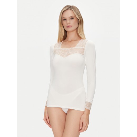 YSABEL MORA Koszulka piżamowa 19049 Écru Slim Fit ze sklepu MODIVO w kategorii Piżamy damskie - zdjęcie 184248534
