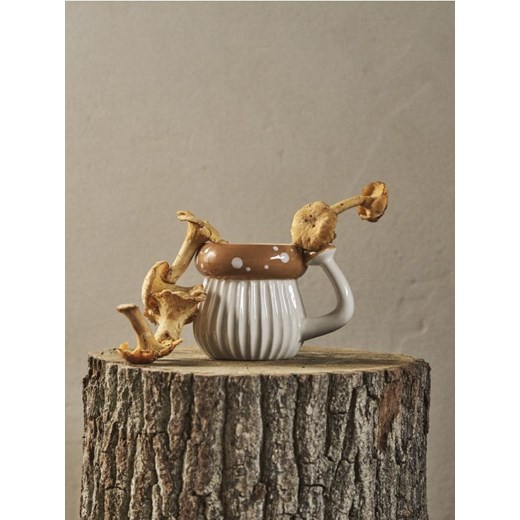 Sinsay - Ceramiczny kubek z uchem w kształcie grzybka - wielobarwny ze sklepu Sinsay w kategorii Kubki - zdjęcie 184259170