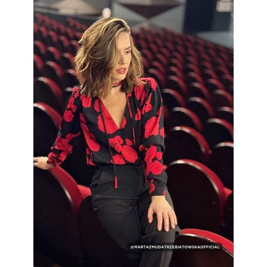 Mohito - Wiskozowa bluzka w kwiaty - czarny Mohito 34 promocyjna cena Mohito