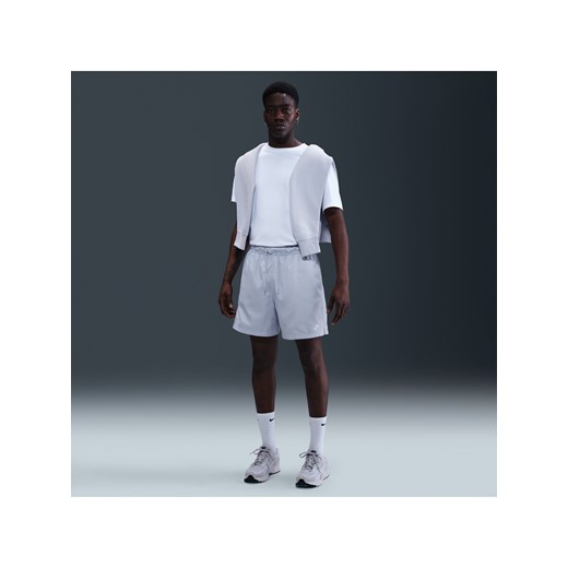 Męskie swobodne spodenki z tkaniny Nike Club - Szary ze sklepu Nike poland w kategorii Spodenki męskie - zdjęcie 184264280