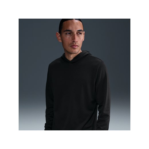 Męska bluza z kapturem do golfa Dri-FIT Nike Tour - Czerń ze sklepu Nike poland w kategorii Bluzy męskie - zdjęcie 184264281