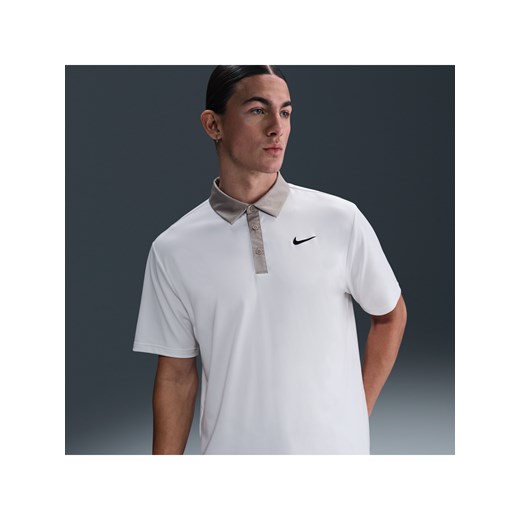 Męska koszulka polo do golfa Dri-FIT Nike Tour - Biel ze sklepu Nike poland w kategorii T-shirty męskie - zdjęcie 184264931