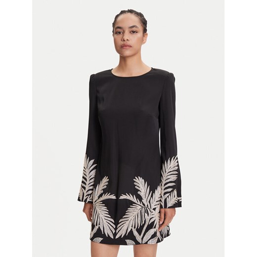 Guess Sukienka koktajlowa W5YK10 WHCU2 Czarny Regular Fit ze sklepu MODIVO w kategorii Sukienki - zdjęcie 184269452