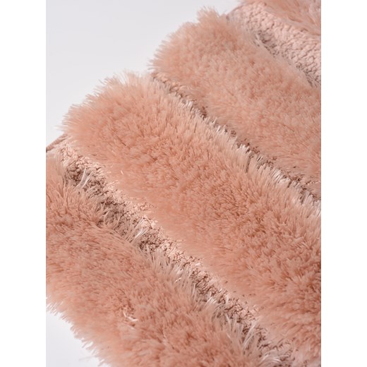 Sinsay - Puchaty dywanik łazienkowy - różowy Sinsay One Size Sinsay