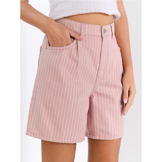 Sinsay - Szorty jeansowe high waist w paski - różowy ze sklepu Sinsay w kategorii Szorty - zdjęcie 184276973