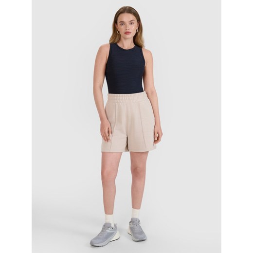 Damskie spodenki dresowe 4F 4FRSS25TSHOF731 - beżowe ze sklepu Sportstylestory.com w kategorii Szorty - zdjęcie 184278183