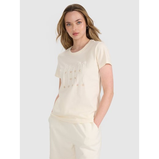 Damski t-shirt z nadrukiem 4F 4FRSS25TTSHF3162 - beżowy ze sklepu Sportstylestory.com w kategorii Bluzki damskie - zdjęcie 184280172