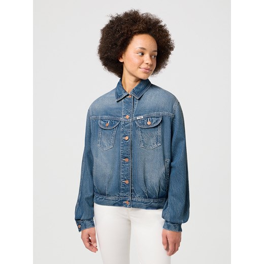 WRANGLER DAMSKA KURTKA JEANSOWA WRANGLER JUMBO TRUCKER JACKET PROMISES KEPT 112352300 ze sklepu YouNeedit.pl w kategorii Kurtki damskie - zdjęcie 184283480