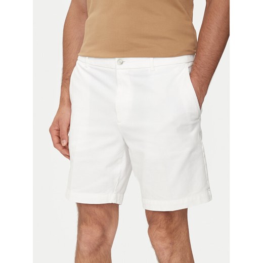 Boss Szorty materiałowe Kane-Shorts 50512527 Biały Regular Fit ze sklepu MODIVO w kategorii Spodenki męskie - zdjęcie 184287870