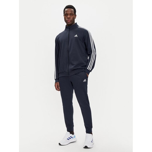 adidas Dres Basic 3-Stripes IJ6064 Granatowy Regular Fit ze sklepu MODIVO w kategorii Dresy męskie - zdjęcie 184287931