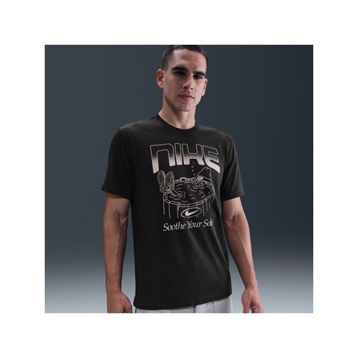 T-shirt Nike Sportswear - Czerń ze sklepu Nike poland w kategorii T-shirty męskie - zdjęcie 184293861