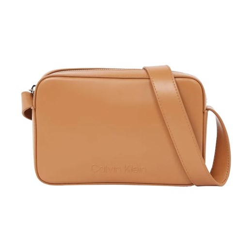 Calvin Klein Listonoszka Calvin Klein One Size promocyjna cena Gomez Fashion Store