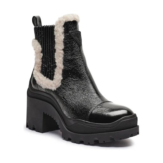 Guess Botki na słupku YVETTE2 Shearling ze sklepu Gomez Fashion Store w kategorii Botki - zdjęcie 184302524