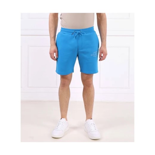 Tommy Hilfiger Szorty HILFIGER CURVE LOGO SWEATSHORT | Regular Fit ze sklepu Gomez Fashion Store w kategorii Spodenki męskie - zdjęcie 184305374
