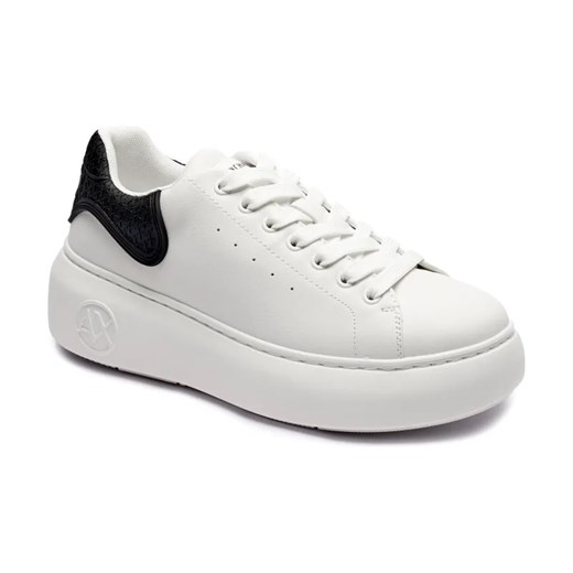 Armani Exchange Sneakersy ze sklepu Gomez Fashion Store w kategorii Buty sportowe damskie - zdjęcie 184314402