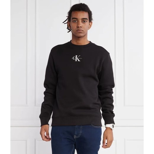 Calvin Klein Jeans Bluza MONOLOGO CREW NECK | Regular Fit ze sklepu Gomez Fashion Store w kategorii Bluzy męskie - zdjęcie 184322474