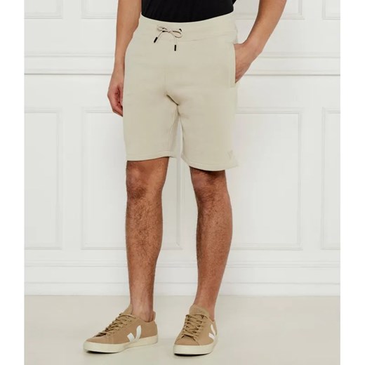 GUESS ACTIVE Szorty ALDWIN | Regular Fit ze sklepu Gomez Fashion Store w kategorii Spodenki męskie - zdjęcie 184322564