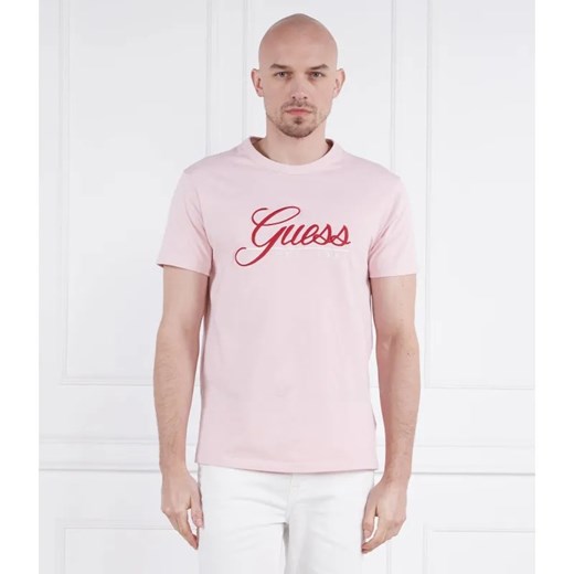GUESS T-shirt SS CN GUESS 3D EMBRO | Regular Fit ze sklepu Gomez Fashion Store w kategorii T-shirty męskie - zdjęcie 184324911