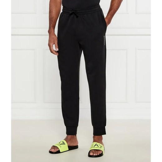 Emporio Armani Spodnie dresowe | Regular Fit ze sklepu Gomez Fashion Store w kategorii Spodnie męskie - zdjęcie 184326384