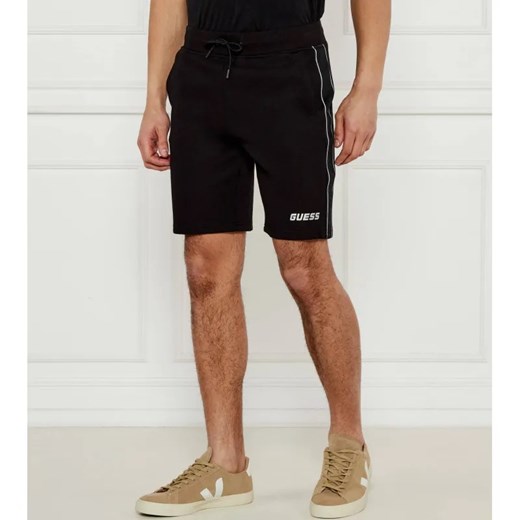 GUESS ACTIVE Szorty MICKEY | Regular Fit ze sklepu Gomez Fashion Store w kategorii Spodenki męskie - zdjęcie 184329353