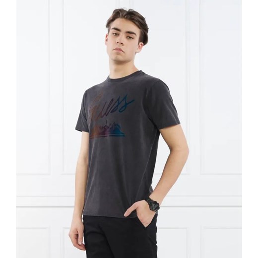GUESS T-shirt SS BSC GUESS ISLAND | Relaxed fit ze sklepu Gomez Fashion Store w kategorii T-shirty męskie - zdjęcie 184329533