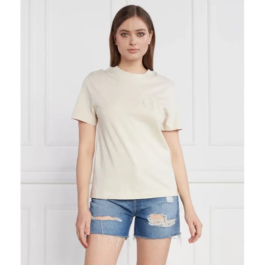 Calvin Klein Jeans T-shirt CHENILLE | Regular Fit ze sklepu Gomez Fashion Store w kategorii Bluzki damskie - zdjęcie 184334280