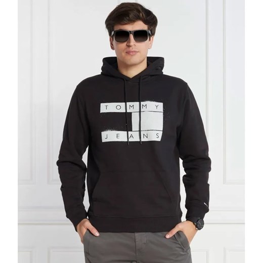 Tommy Jeans Bluza FLAG SPRAY | Regular Fit ze sklepu Gomez Fashion Store w kategorii Bluzy męskie - zdjęcie 184335054