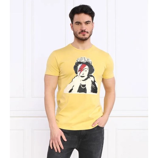 GUESS T-shirt BANKSY QUEEN | Regular Fit ze sklepu Gomez Fashion Store w kategorii T-shirty męskie - zdjęcie 184339833