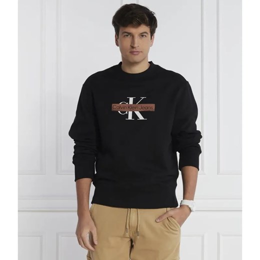 Calvin Klein Jeans Bluza MONOLOGO STENCIL | Regular Fit ze sklepu Gomez Fashion Store w kategorii Bluzy męskie - zdjęcie 184347931