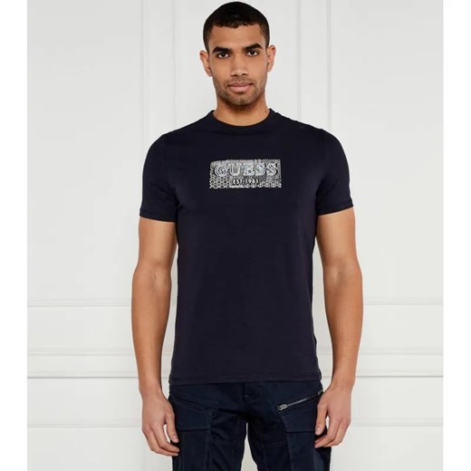 GUESS T-shirt | Slim Fit ze sklepu Gomez Fashion Store w kategorii T-shirty męskie - zdjęcie 184347961
